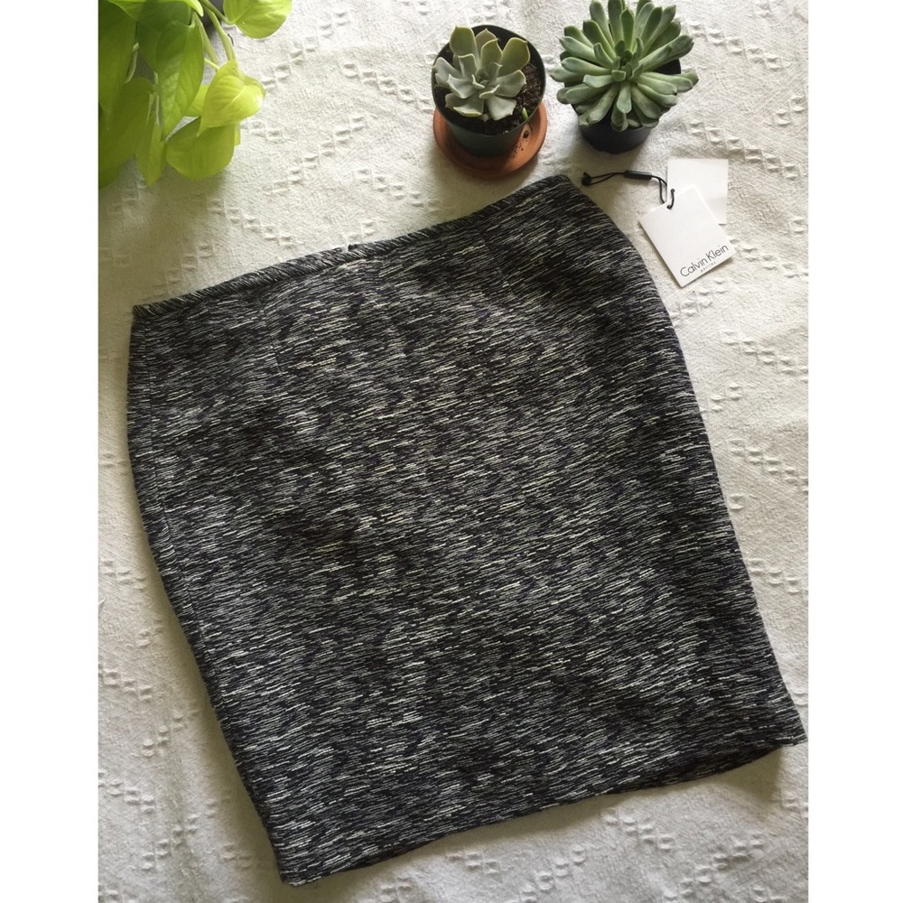 WITH TAGS Calvin Klein Tweed Skirt